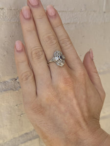 Vintage Dainty Platinum Sapphire & Diamond Filigree Ring