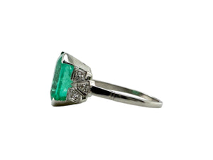 GIA Platinum Art Deco 5.47 Carat Colombian Emerald Ring