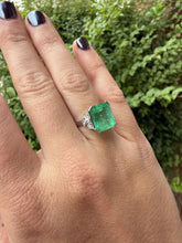 GIA Platinum Art Deco 5.47 Carat Colombian Emerald Ring