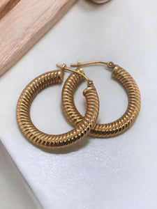 Vintage 14K Gold Hoop Earrings