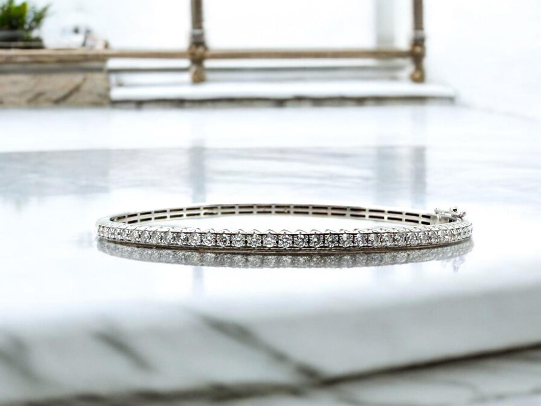 14K White Gold 1 Carat Diamond Bangle Bracelet