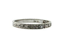 Vintage 18K White Gold Engraved Diamond Wedding Band