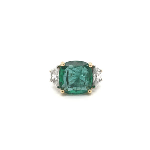 CONTEMPORARY ESTATE 7.88 CARAT EMERALD AND DIAMOND RING