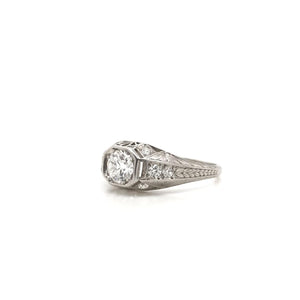 ANTIQUE ART DECO 0.60 CARAT DIAMOND PLATINUM FILIGREE RING