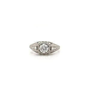 ANTIQUE ART DECO 0.60 CARAT DIAMOND PLATINUM FILIGREE RING